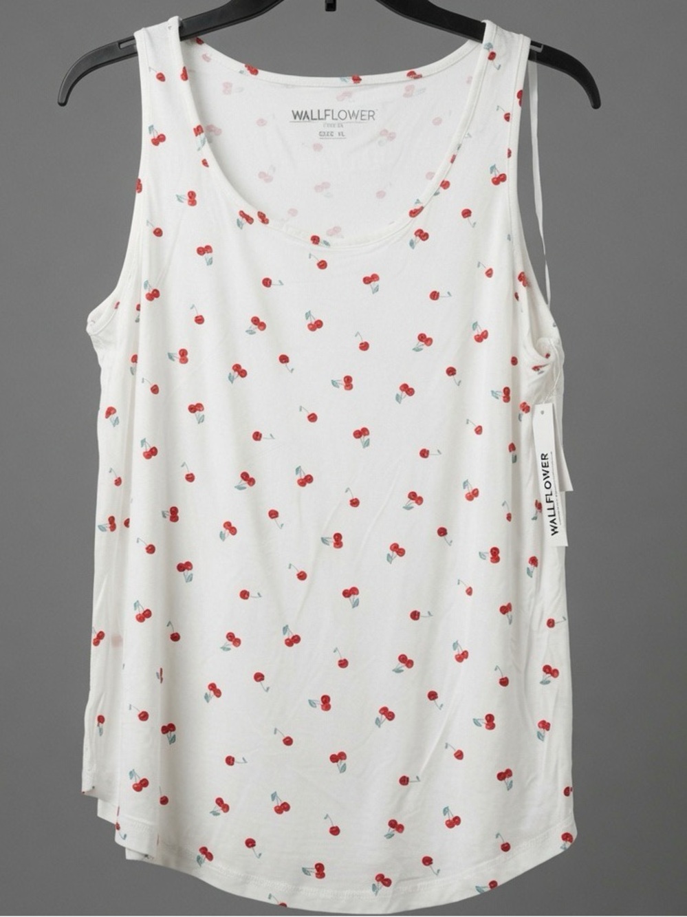 Wallflower White Cherry Print Tank Top Size XL NWT